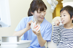 子供の矯正　成長期の矯正装置